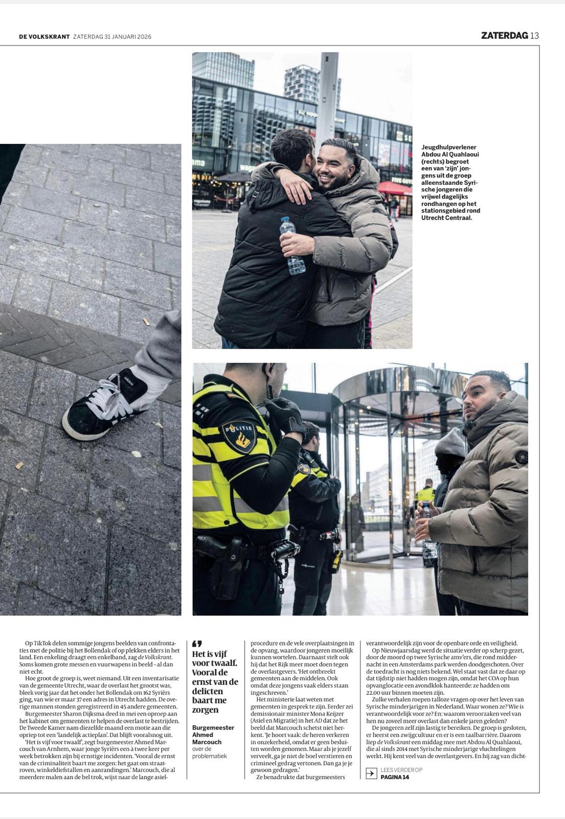 Pagina 13 van de Volkskrant-reportage met BuddyCoach Abdou